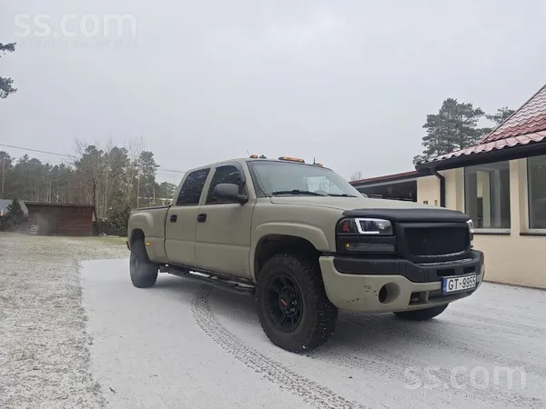 Chevrolet Gmc Sierra 1500 HD Crewcab Quadrasteer Slt 4Wd 6.0