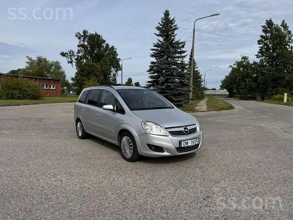 Opel Zafira - 1