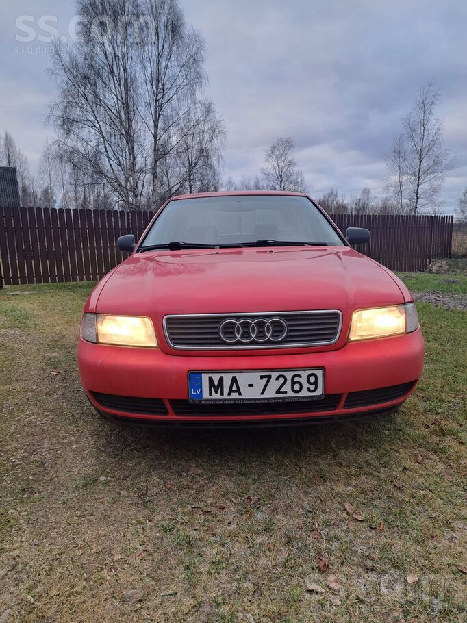 Audi Auto kopts, savam gadam ļoti labā stāvoklī, attēlo