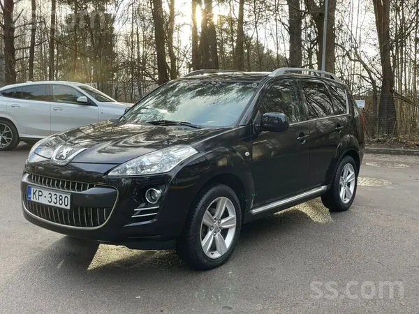 Peugeot 4007, 7 vietas, ekonomisks 2.2dīzelis, automātiskā ātrumkārba, bagāt