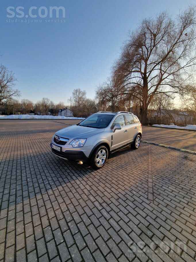 Opel Pārdod nelielu apvidus auto. Auto tehniski un vizu