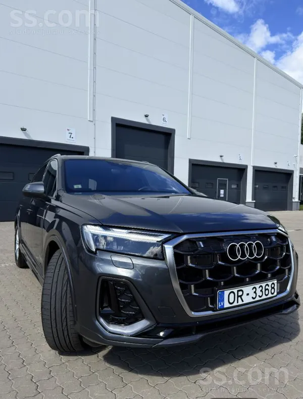 Audi Pārdod Audi Q7 ar ļoti bagātīgu komplektāciju un t
