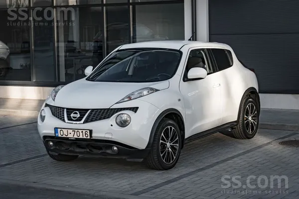 Nissan Nissan Juke 1.6 benzīns, Automāts. 