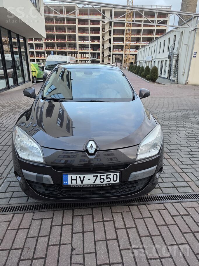 Cena ar Pvn. Pārdod uzņēmums.
Uzņēmums pārdod Renault Megane 1.5 dīzelis,