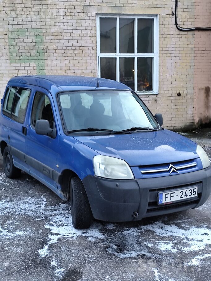 Citroen Tehniskā kārtībā esošs auto ar pilnu apkopi un jau