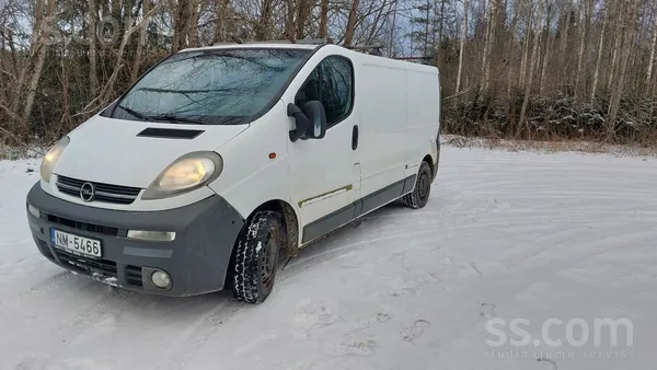 Busiņš braukšanas kārtībā ar skati lidz 22.01.2027, tiek izmantots ikdienā,