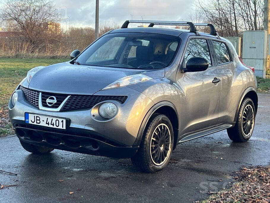 Nissan Продам или поменяю, 1.6 бензин/газ экономичная маш
