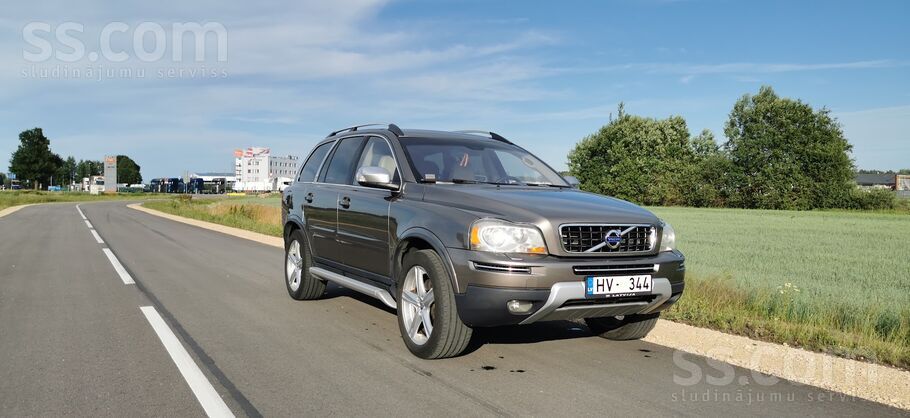 Volvo Pārdodu Volvo XC 90, Executive aprīkojuma izpildīj