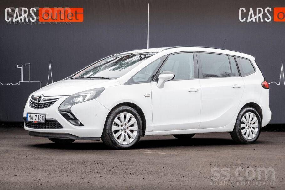 Opel Opel Zafira Tourer ar 2.0 dīzeļa dzinēju un automā