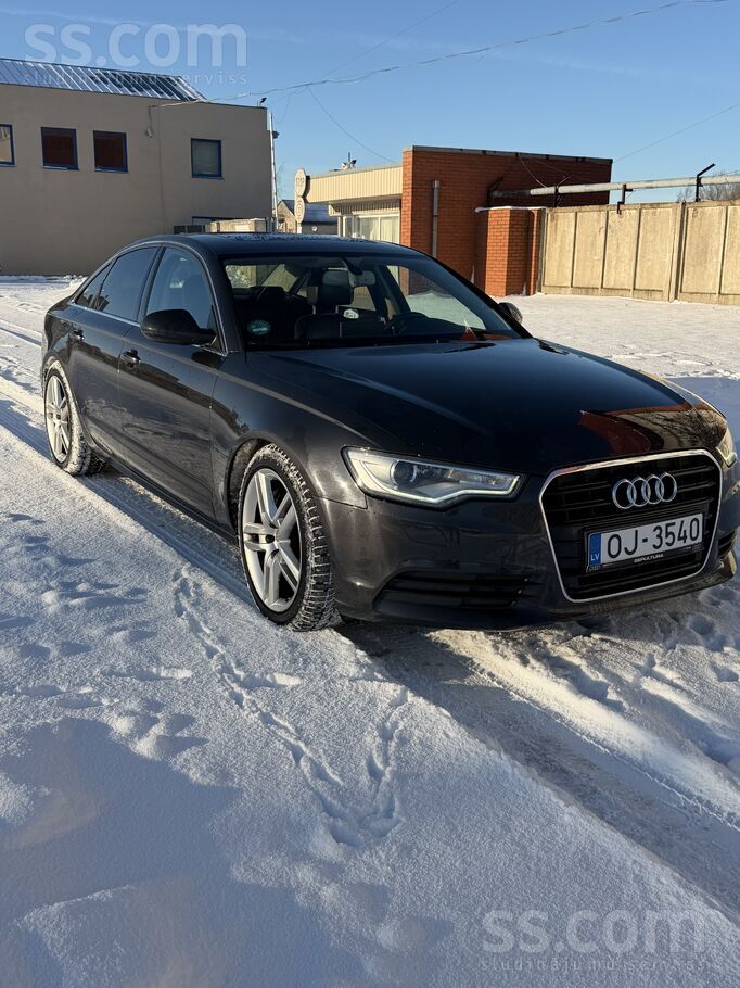Audi Auto ar tikko izietu TA. 