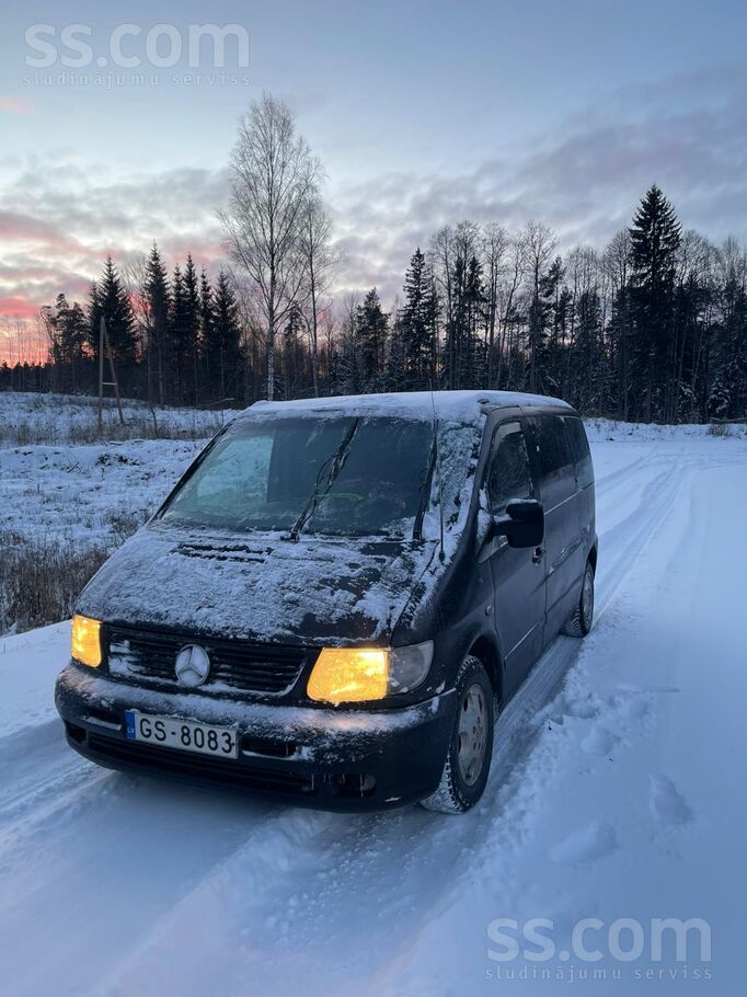 Mercedes Pārdodu Mercedes vito.