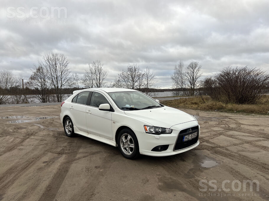 Mitsubishi Lancer 1.8 103 kW ļoti labā stāvoklī. Ieguldījumus neprasa.
Div