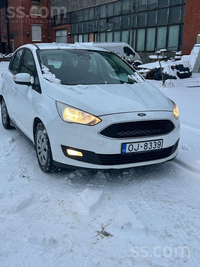 Ford Продаю Ford C-Max 2018 года выпуска с новым техосм