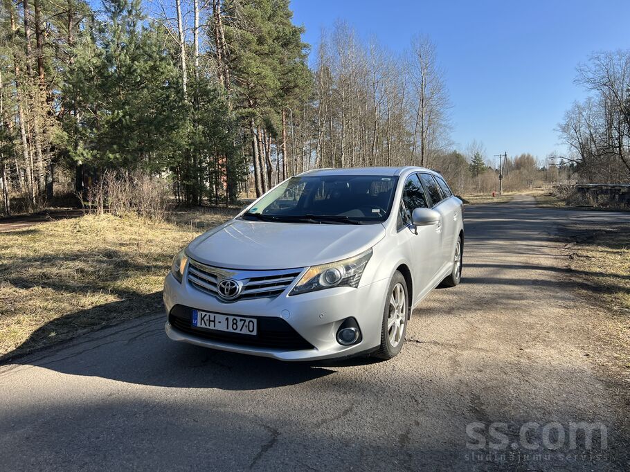 Pārdodu Toyota Avensis 2.2D, 110kW motors. 189000km. 

Plašs salons un iet