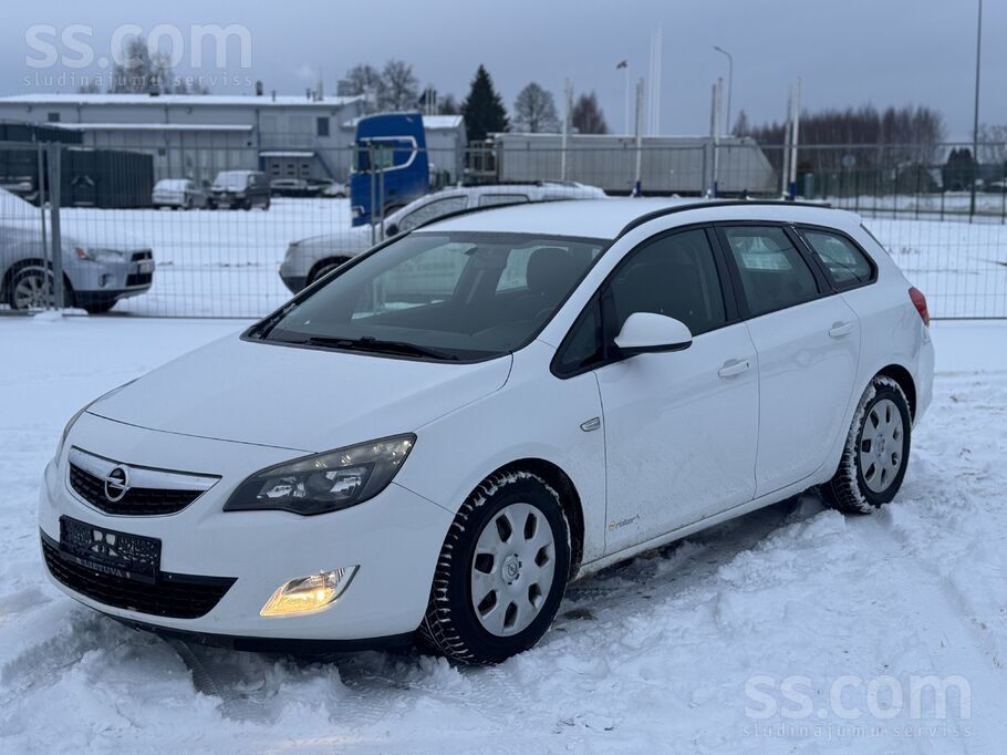 Opel Opel Astra, 2012. gada izlaidums, ar ekonomisku un