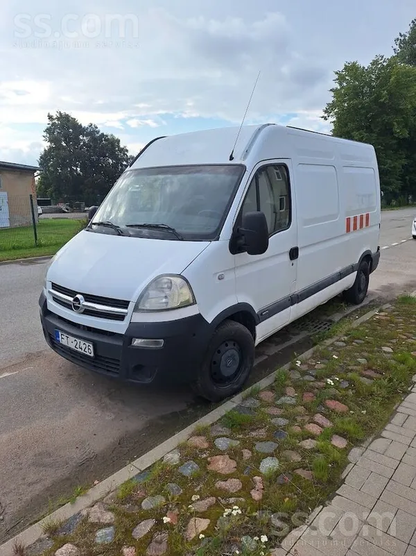 Opel Uzņēmums pārdod kravas furgonu Opel Movano 2.5D, 8