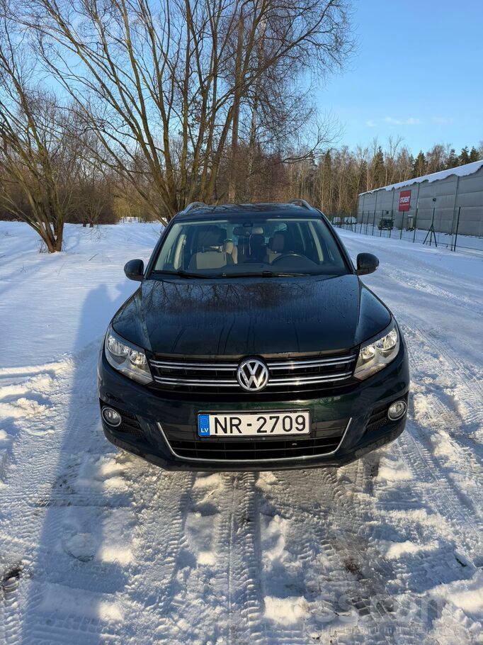 Volkswagen 4x4, iso fix, skaistā zaļganā krāsā. 132 kw motors
