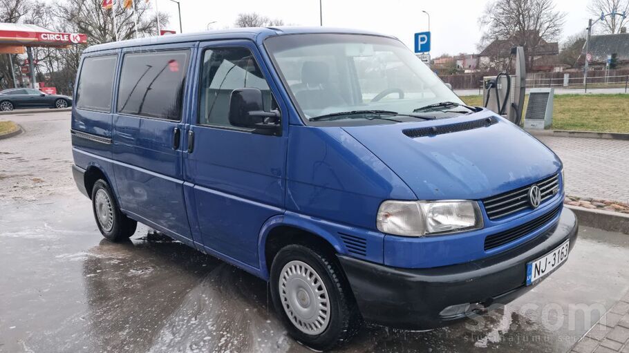 Volkswagen Машина в хорошем техническом состоянии , заменены 