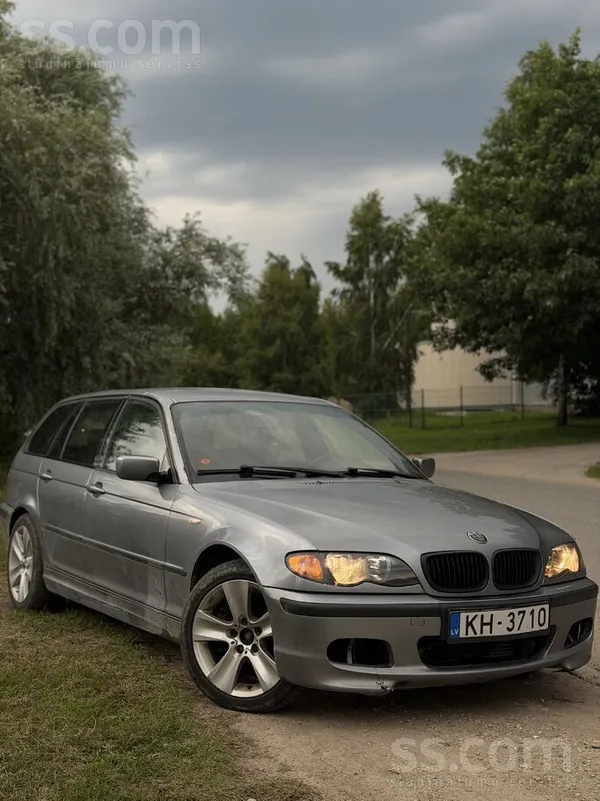BMW 330 - 1