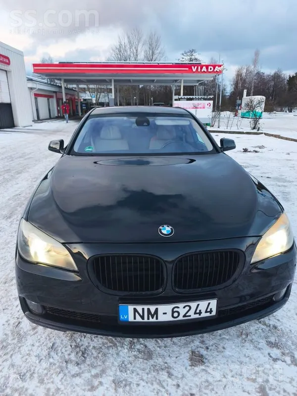 BMW Продаю авто в хорошем состоянии . С новым тех осмо