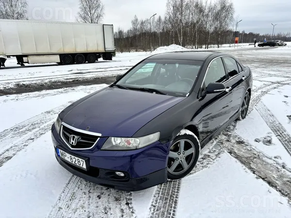 Honda Pārdodu Honda Accord, 2003. gada izlaidums, ar 2.4