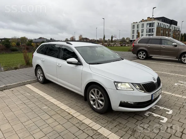 Skoda Pārdodu Škoda Octavia 1.5 Cng (Dabasgāze/benzīns).