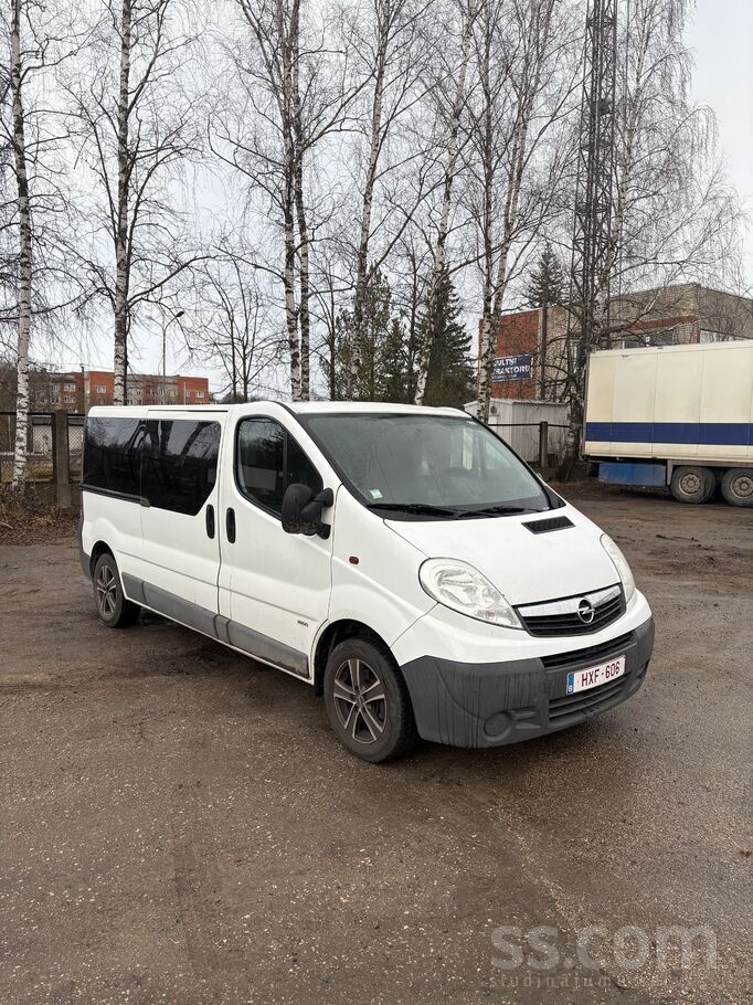 Opel Pārdodu no Beļģijas importētu Opel Vivaro 2012 ar 