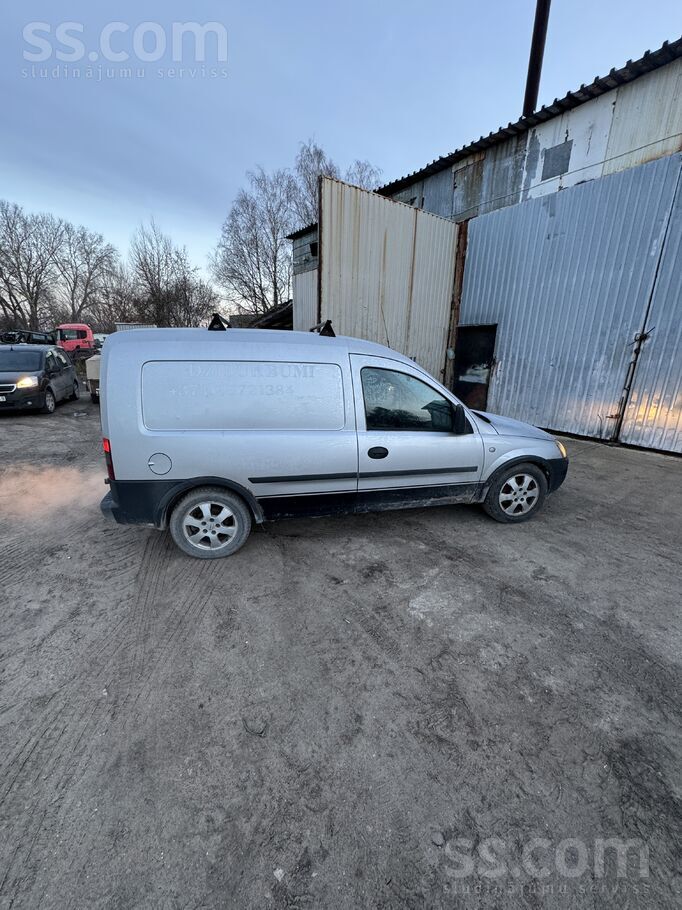 Opel Продаётся Opel Combo 1.7 дизель, 2007 года выпуска