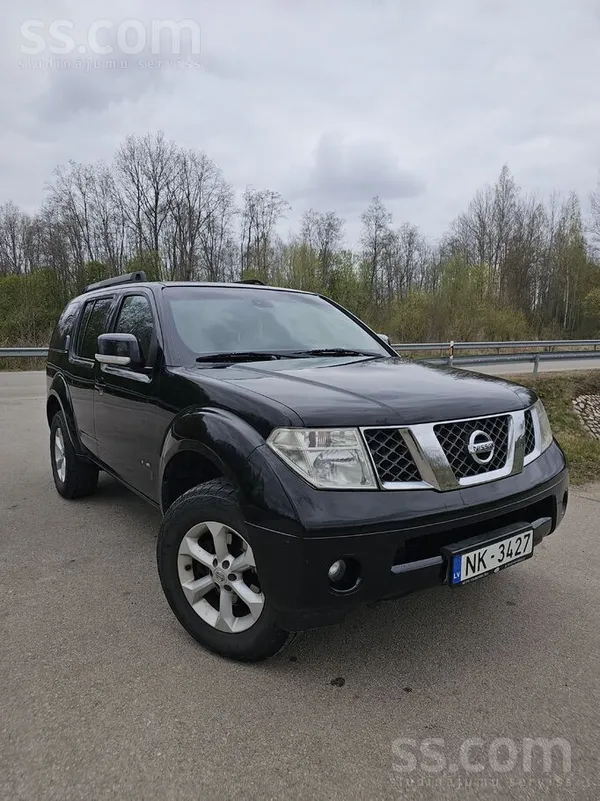 Nissan Pārdod sakarā ar jaunu auto iegādi. Dīzelis manuāl