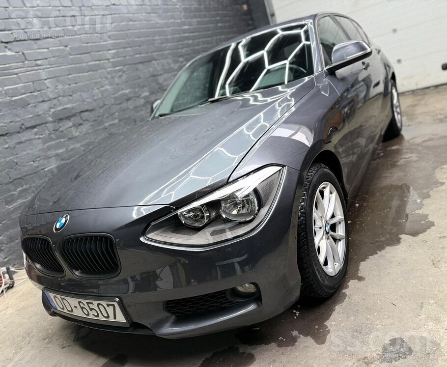 BMW Ekonomisks, dinamisks auto. 
