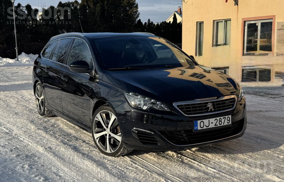 Peugeot 308 Gt-line. 2.0D 133kW. 

Pats pilnākā komplektācijas: 
- Alcant