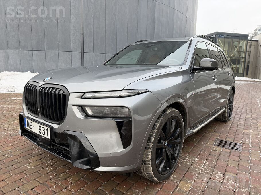 BMW BMW X7 xDrive40d M Sport Pro 04/2024 34 400 km Bow