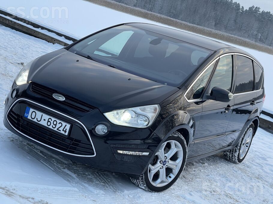 Ford Pardodu Ford S-Max 2.0 d 120 kw. Tikko no Italijas