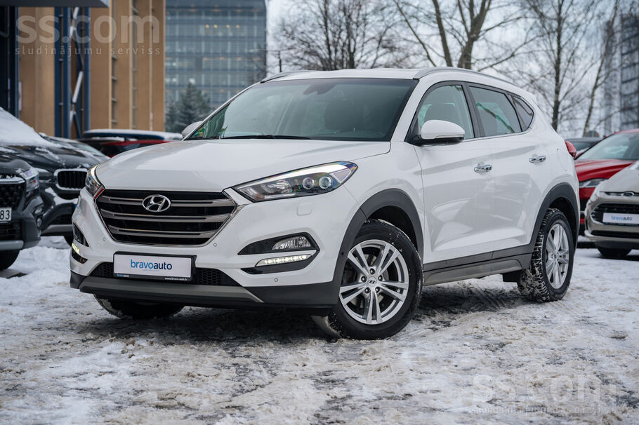 Hyundai Tucson 1.6 Awd Benzīns 176zs; Laba komplektācija; Garantija.
12