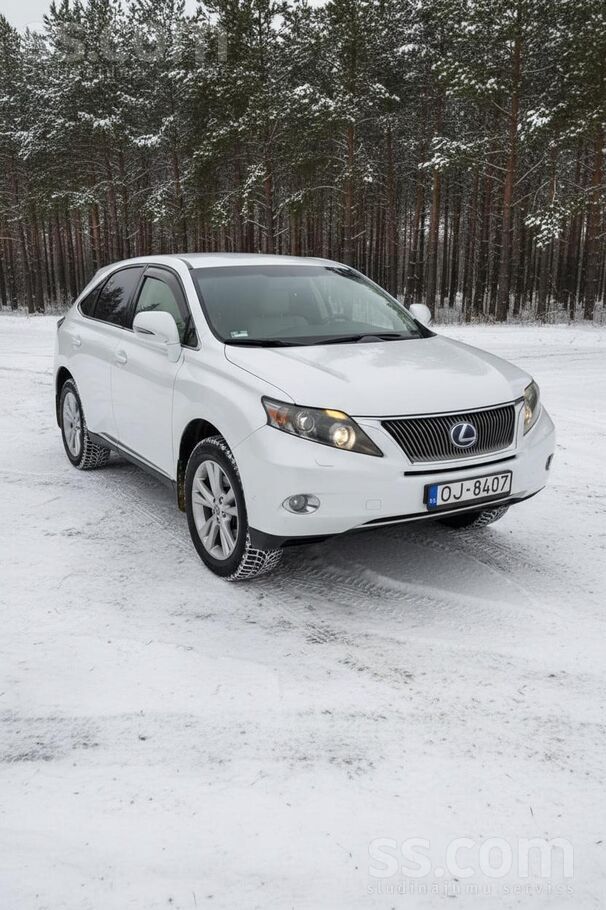 Lexus Продается Lexus Rx450H. Авто в отличном состоянии.