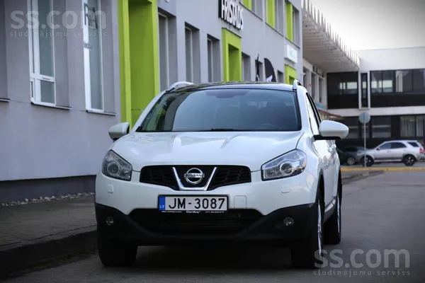 Nissan Qashqai - 1