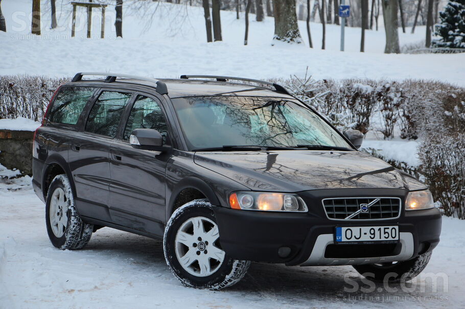 Volvo Kinetic. Volvo Xc70 2.4 D5 120 kw motors, automāti