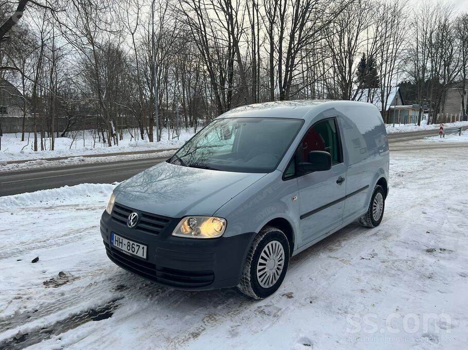 Pārdodu labu un koptu Volkswagen Caddy kravas furgonu, darba kāŗtībā. Auto i