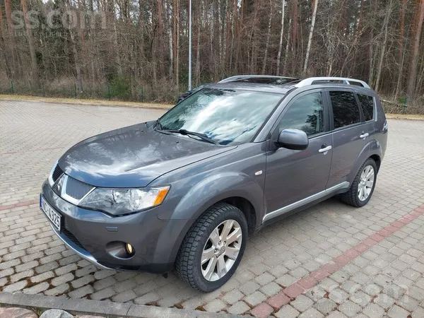 Mitsubishi Pārdodu Outlander 4x4 (2wd-4wd-lock) ar 2.0D 103kW