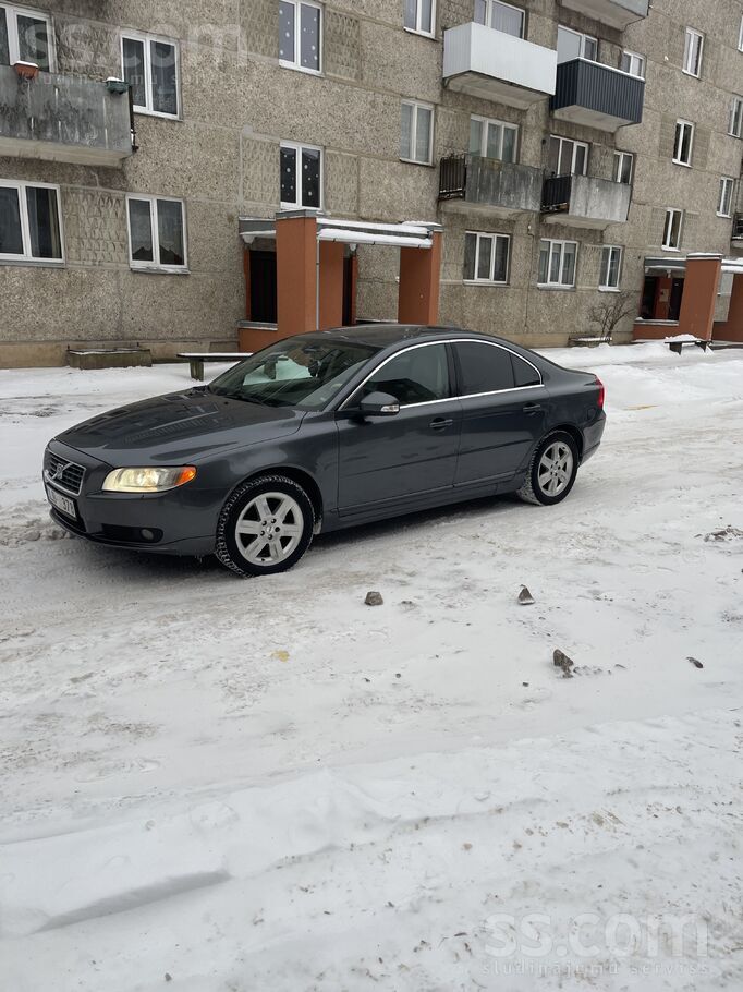 Volvo Продаю автомобиль в хорошем состоянии 