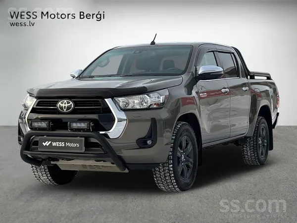 Toyota Toyota Hilux Double Cab 2.8 D-4D (204 hp) 4Wd A/t 