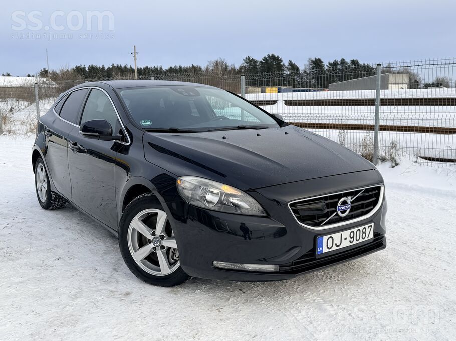 Volvo Tikko ievests Volvo V40 ar 5-cilindru volvo dzinēj
