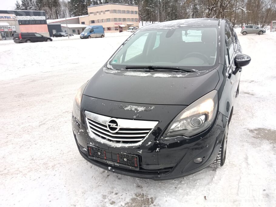 Opel Pārdodu auto tikko no Vācijas. Auto aprīkots ar da
