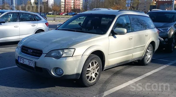 Subaru Pārdodu vai mainu savu uzticamo ikdienas auto. 