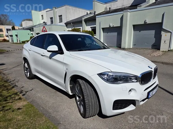 BMW Pārdod ģimenes automobili BMW X6 xDrive30d (F16) M