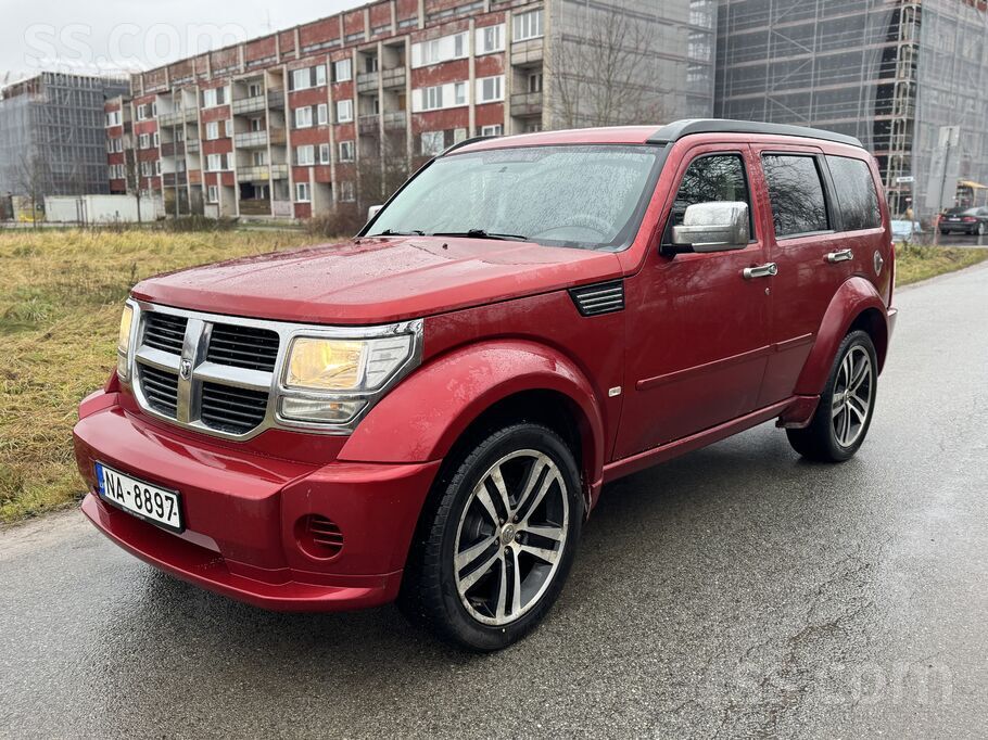 Dodge Tiek pārdots labs auto.