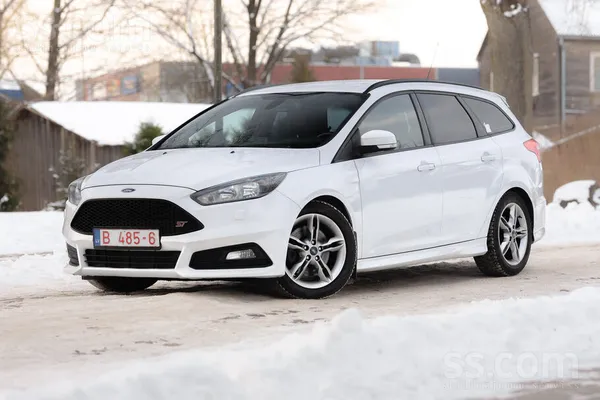 Ford Ford Focus ST 2, 0 Tdci, 136kw, kpp-automats, 10.2