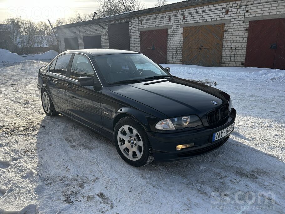 Pārdod BMW 323i, sedans, manuāls. Labā tehniskā un vizuālā stāvoklī. H&r sēd