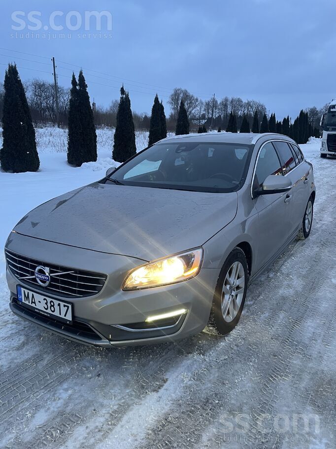Volvo Volvo V60 2.0l dīzelis. 133Kw