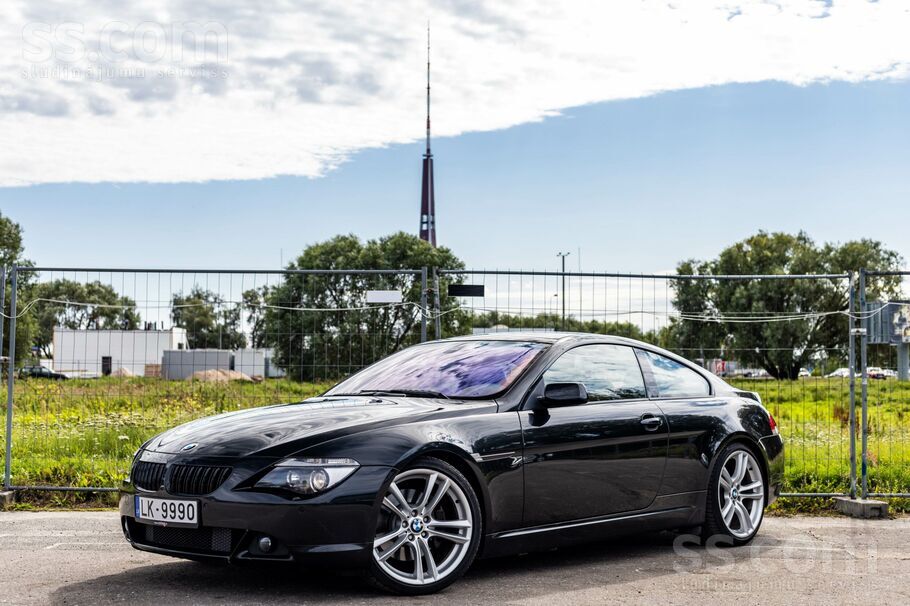 BMW 645Ci

Active steering, 
Dynamic drive, 
M-sports leather steering w